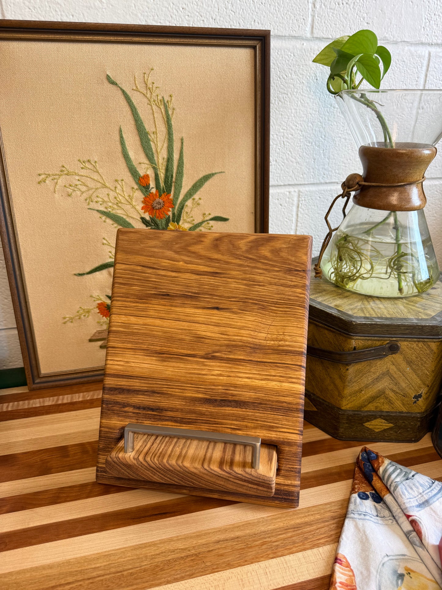 Cookbook Holder - Beli
