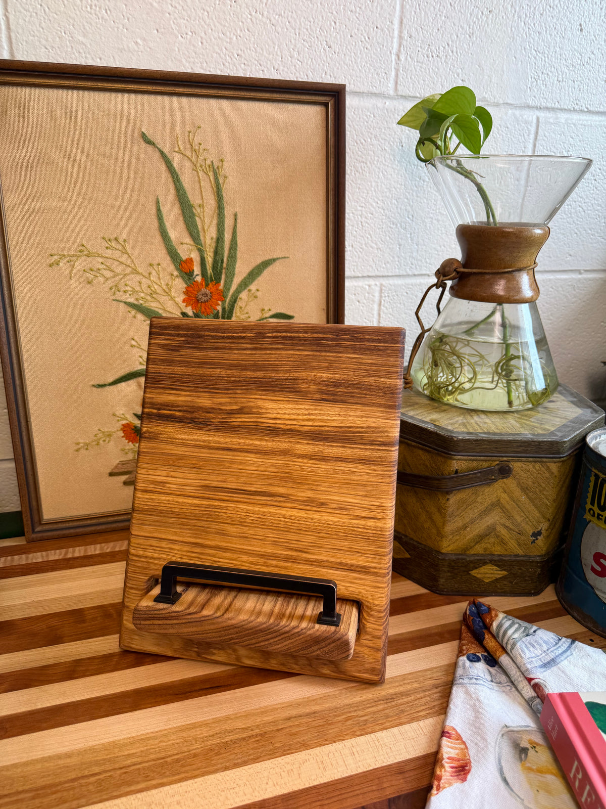 Cookbook Holder - Beli