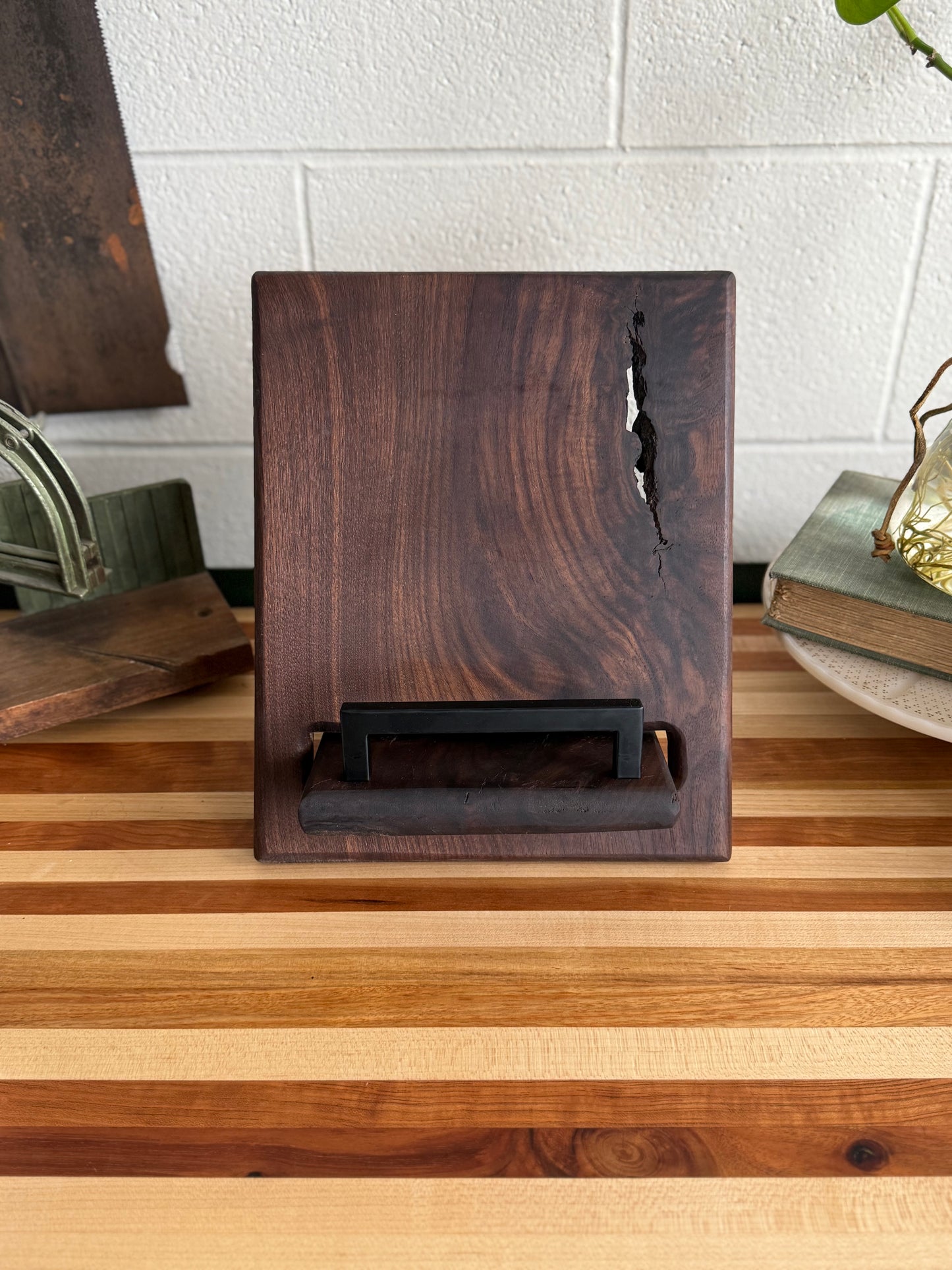Cookbook Holder - Knotty Walnut