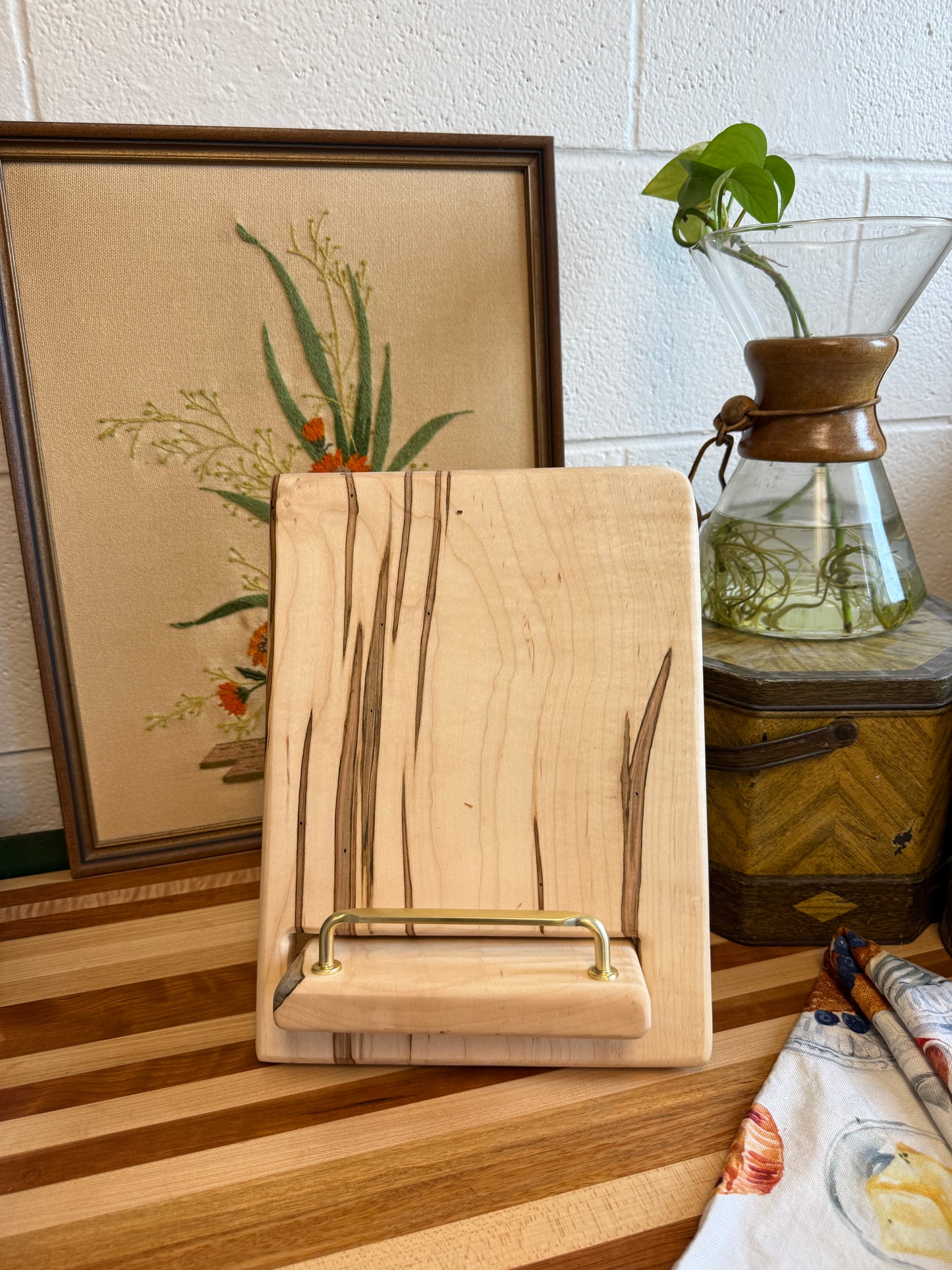 Cookbook Holder - Ambrosia Maple