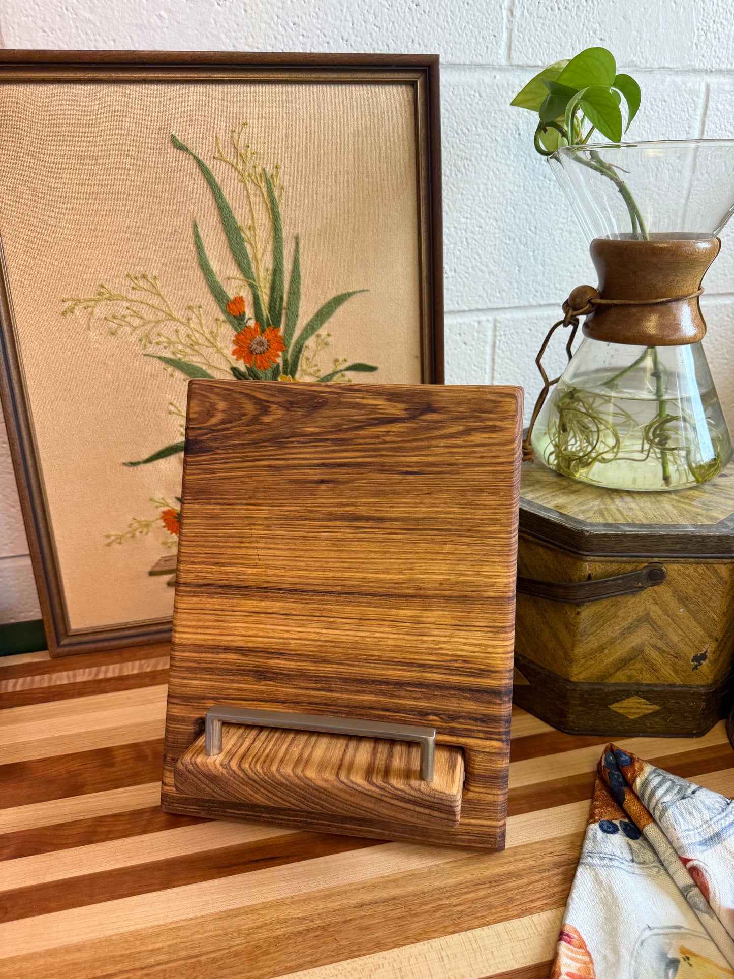 Cookbook Holder - Beli