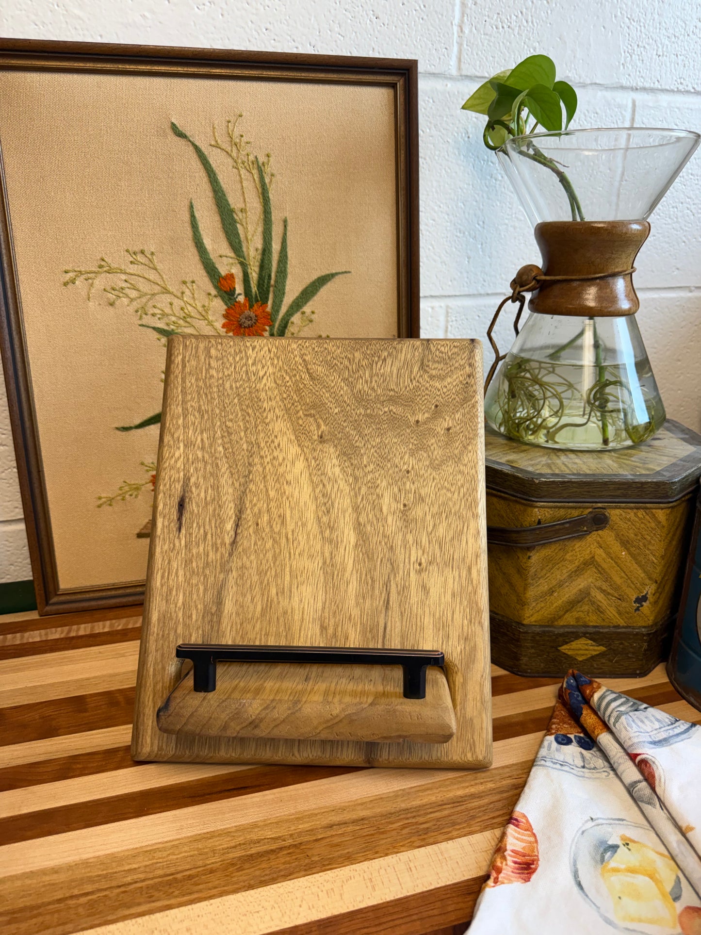 Cookbook Holder - Black Limba