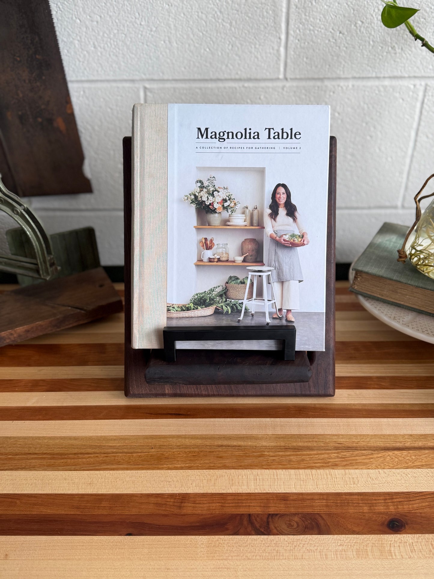 Cookbook Holder - Knotty Walnut