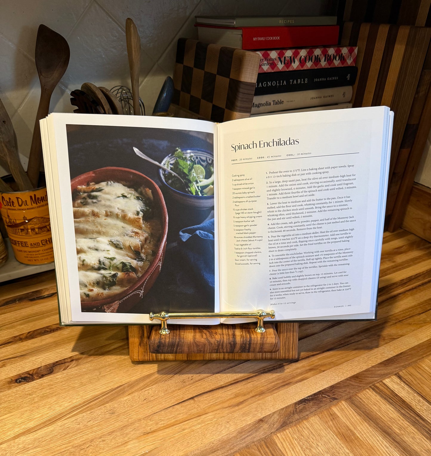 Beli Cookbook Holder