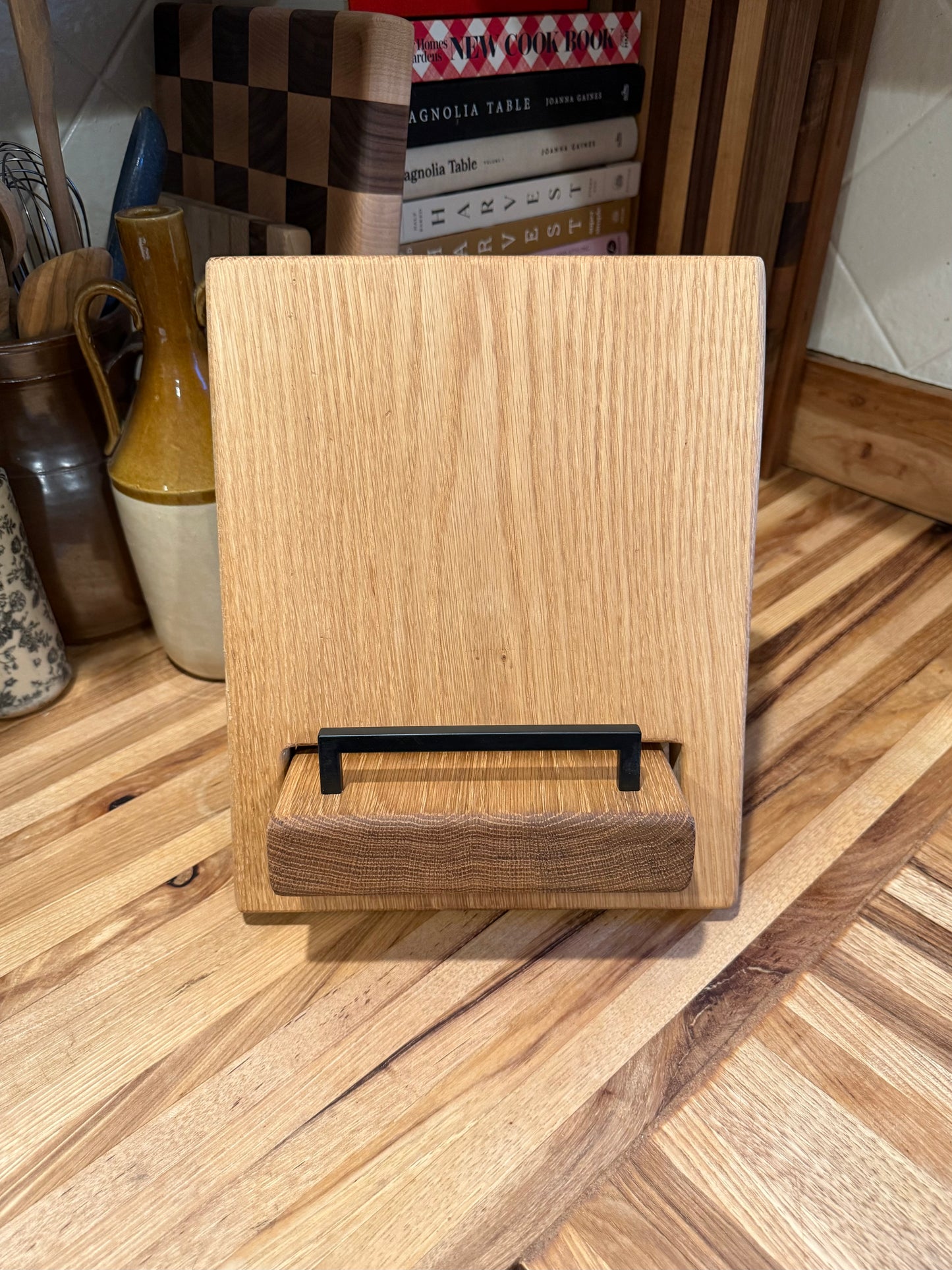 “Chonky” White Oak Cookbook Holder