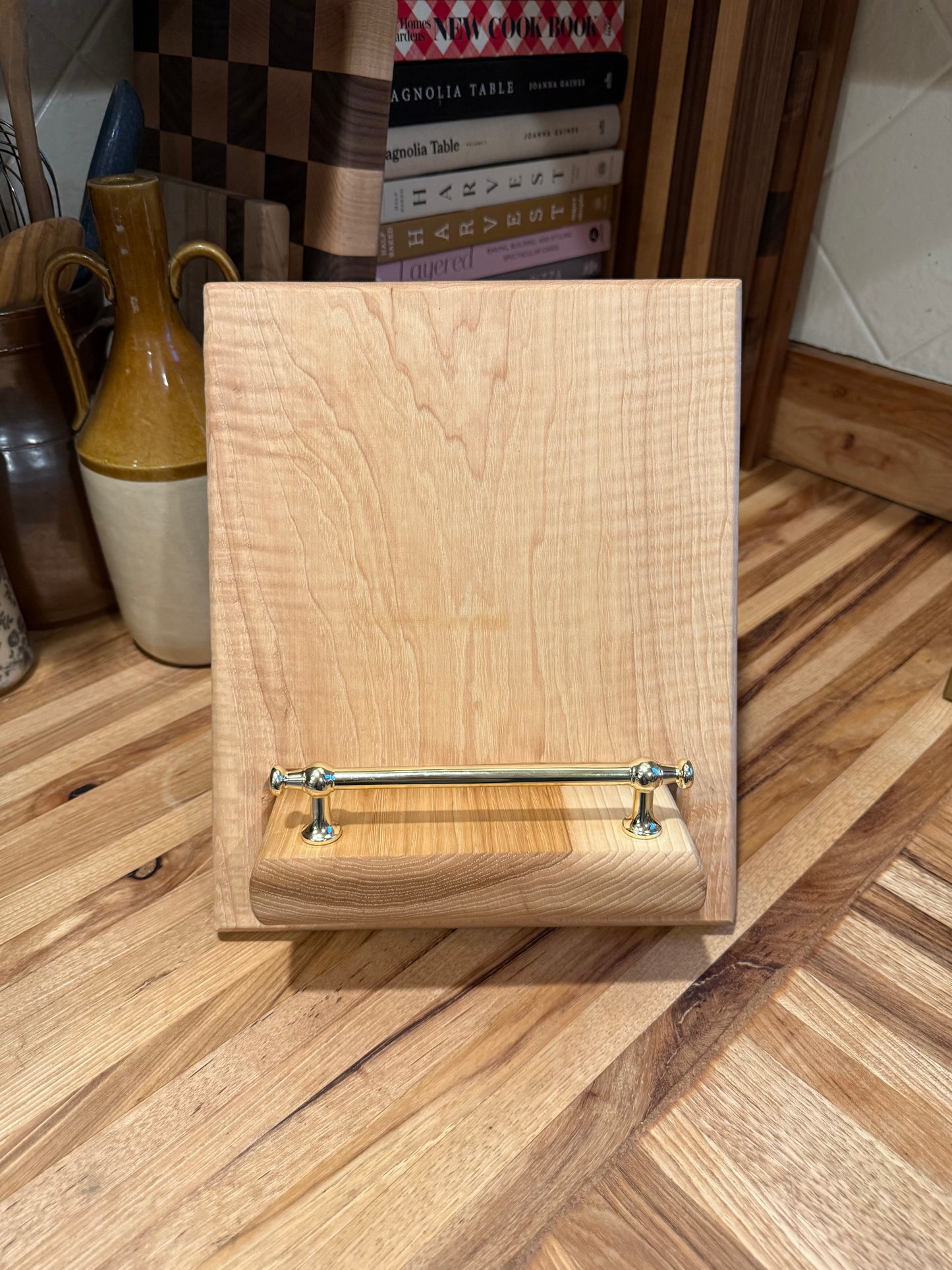 Tiger Hickory Cookbook Holder