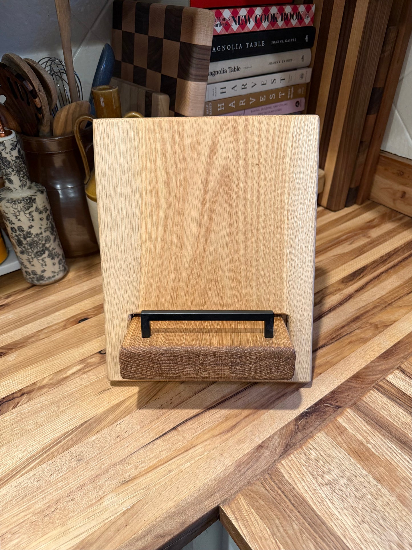 “Chonky” White Oak Cookbook Holder