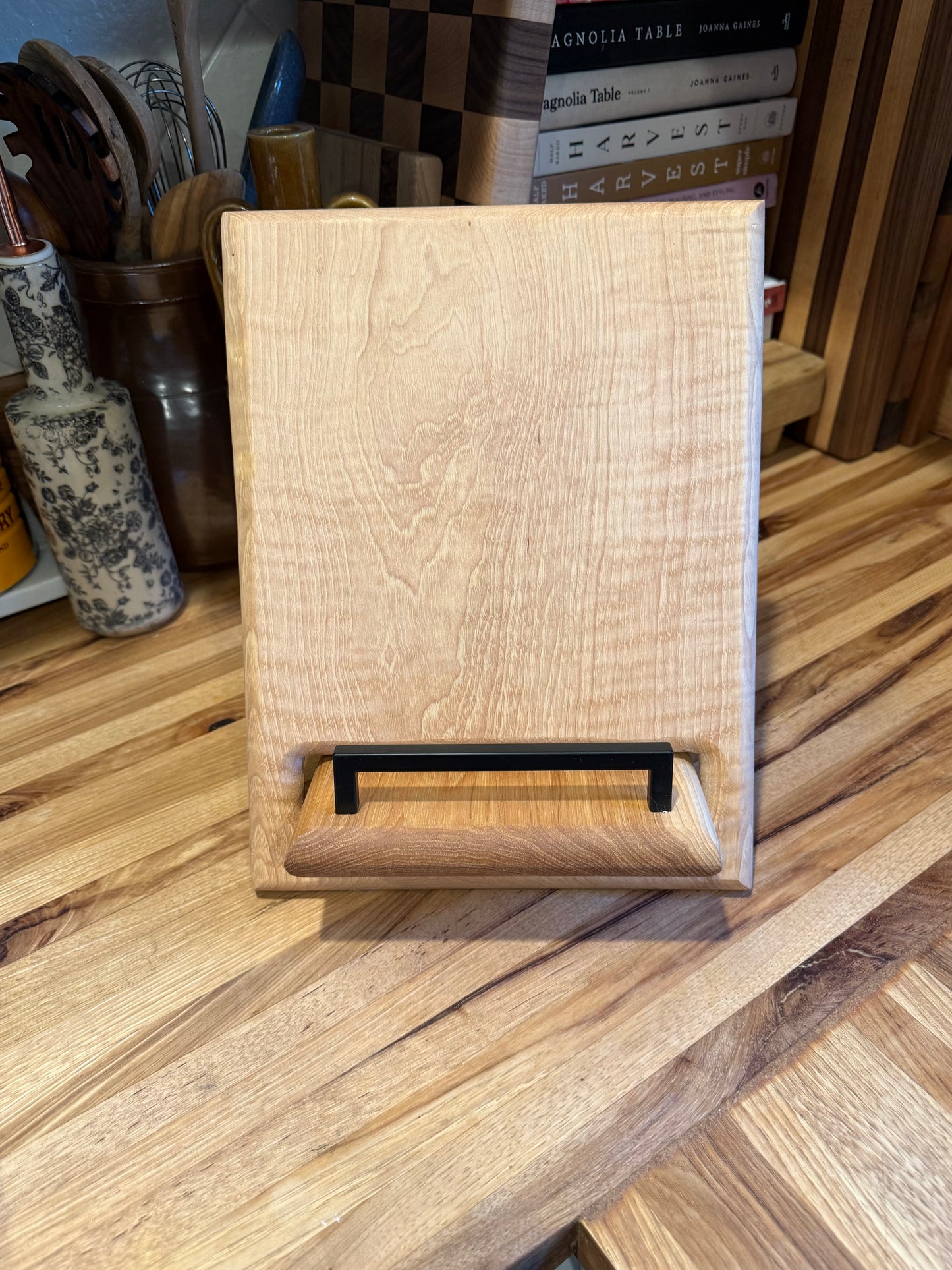 Tiger Hickory Cookbook Holder
