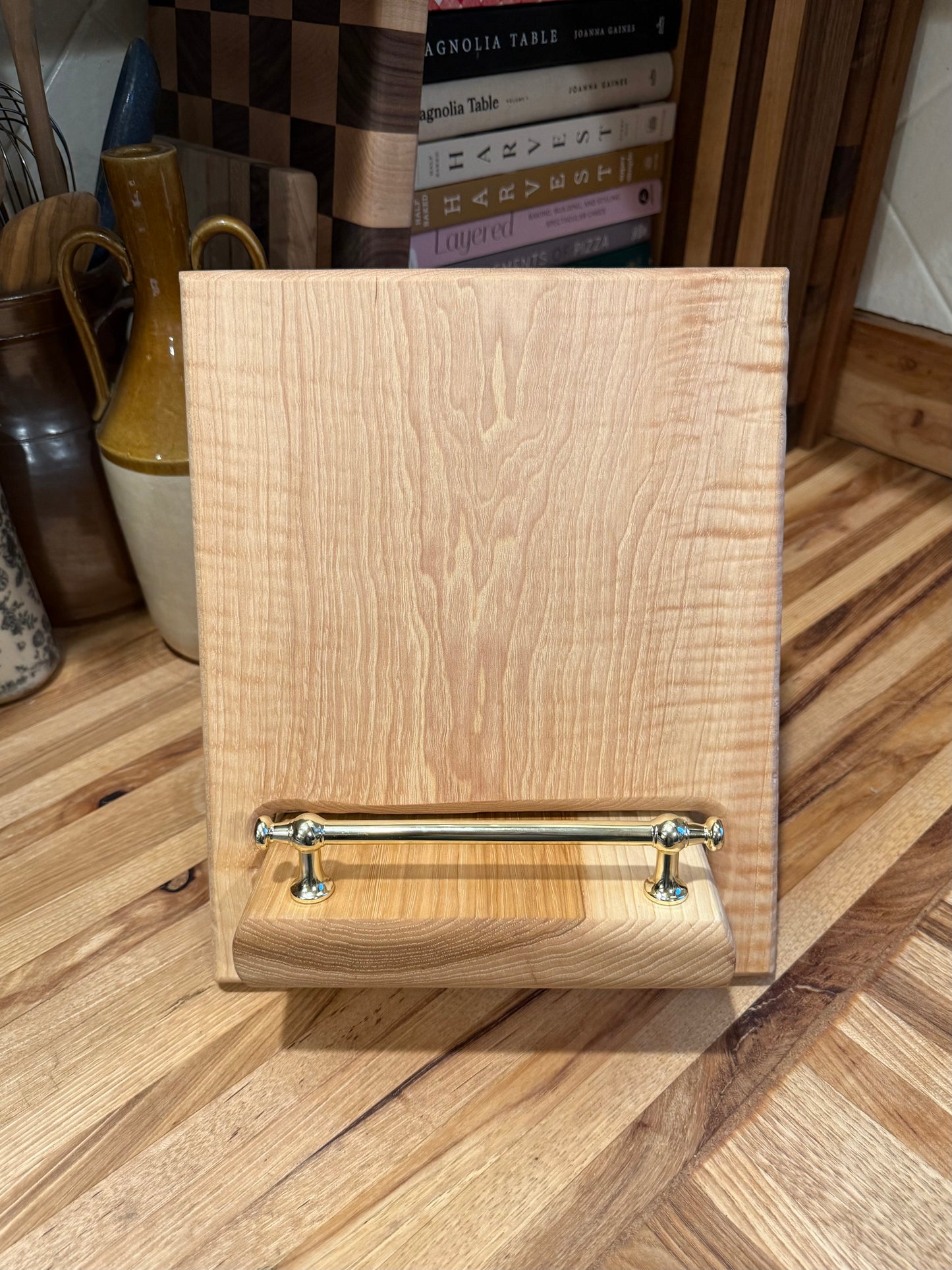 Tiger Hickory Cookbook Holder