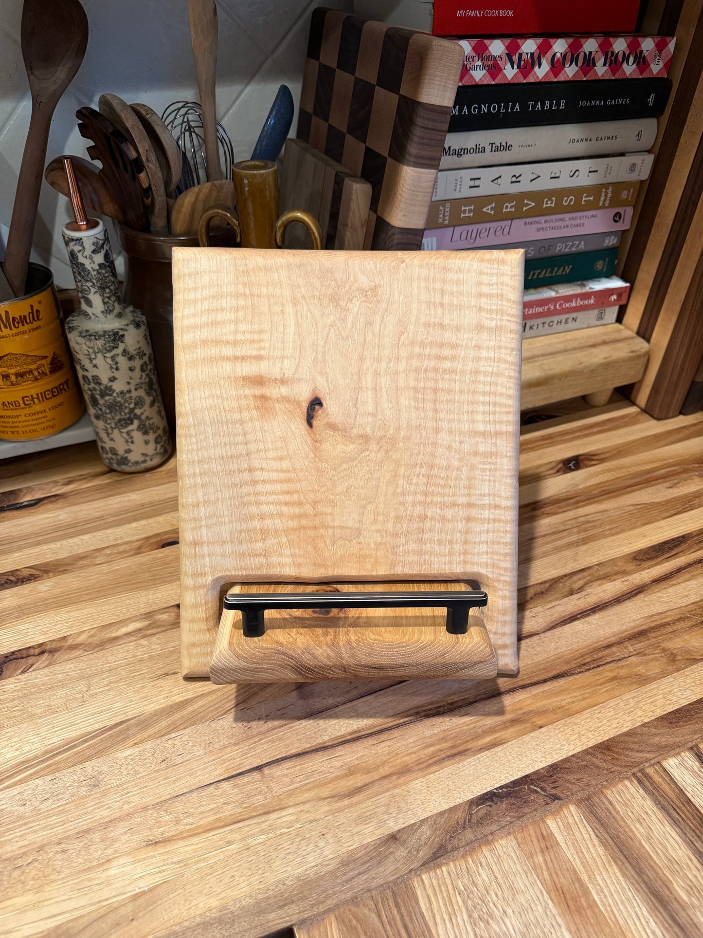 Tiger Hickory Cookbook Holder