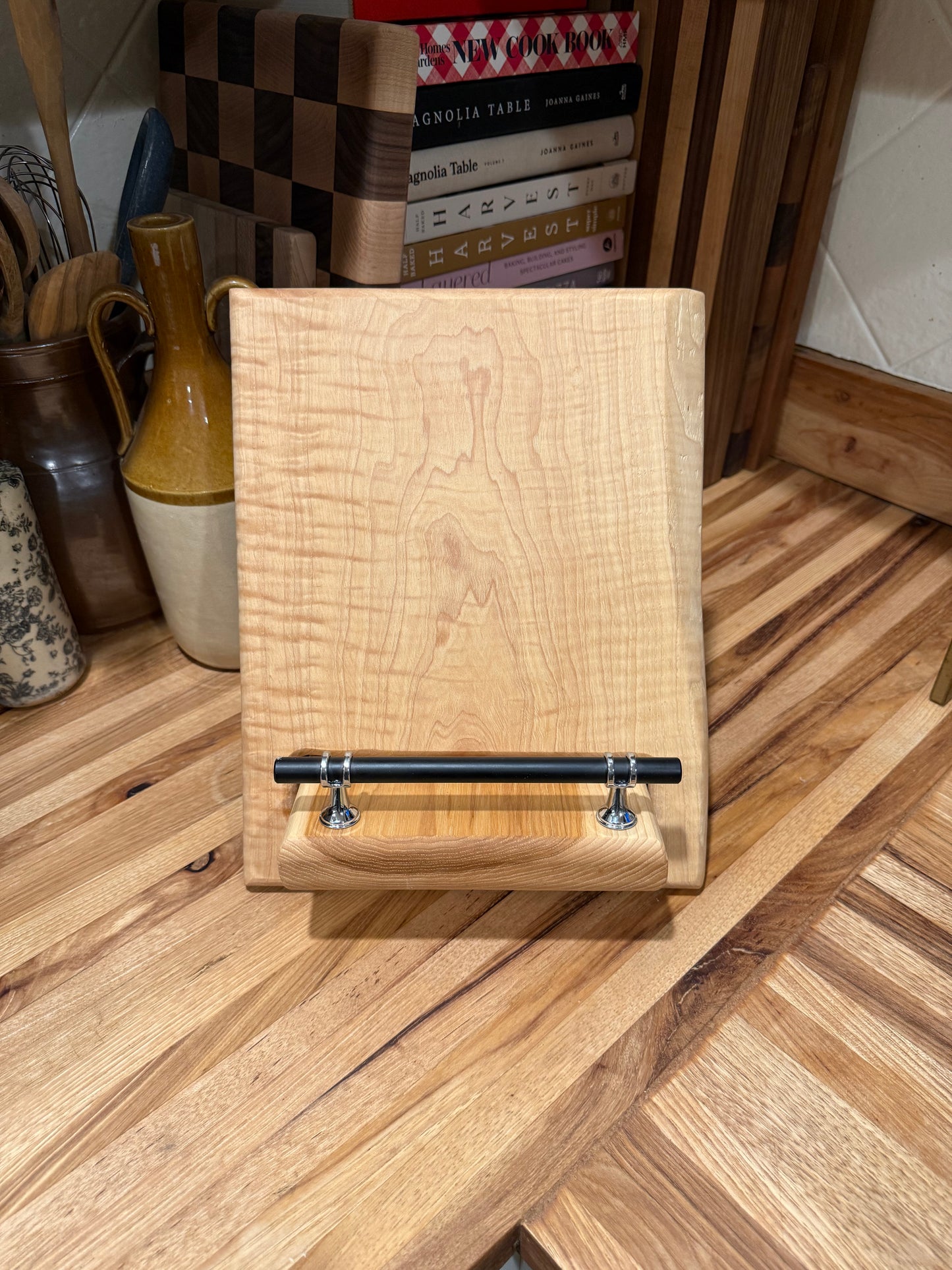 Tiger Hickory Cookbook Holder