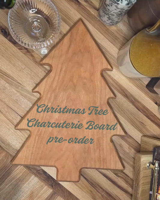 Christmas Tree Charcuterie Board (pre-order)